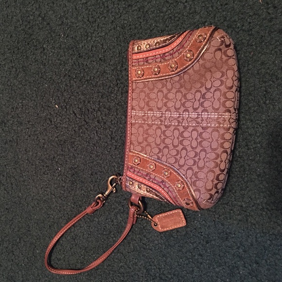 Coach Handbags - Coach wristlet with tag - brown/tan